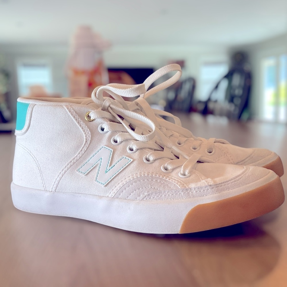 NEW BALANCE NUMERIC 213 PRO COURT MID WHITE/BLUE Skate Shoes Men’s 6 Women’s 7.5